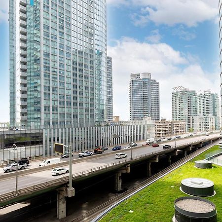 Downtown Toronto Condo Near Cn Tower, Mtcc, Rogers Center , Union Station Экстерьер фото