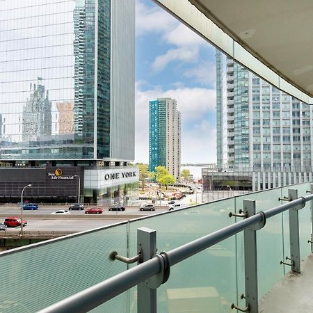 Downtown Toronto Condo Near Cn Tower, Mtcc, Rogers Center , Union Station Экстерьер фото