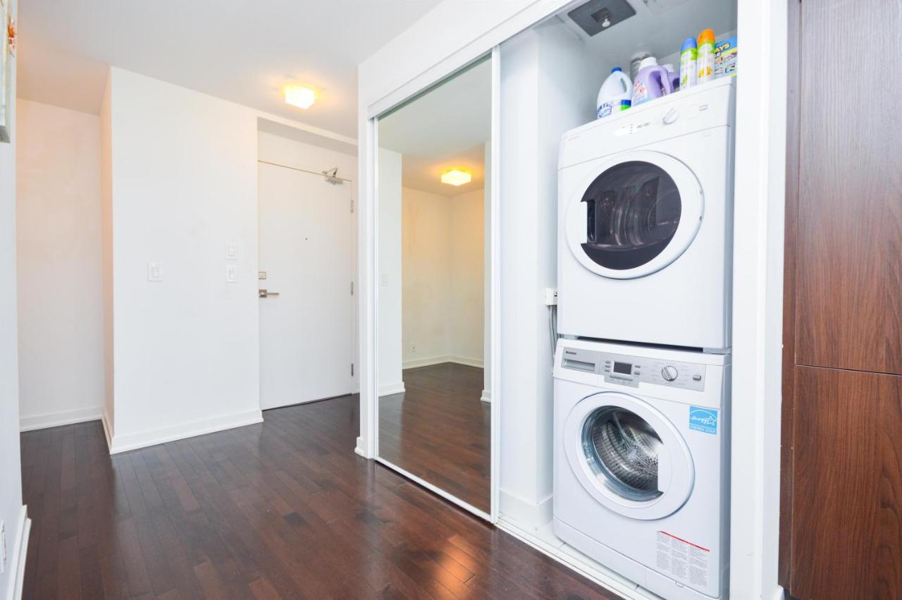 Downtown Toronto Condo Near Cn Tower, Mtcc, Rogers Center , Union Station Экстерьер фото