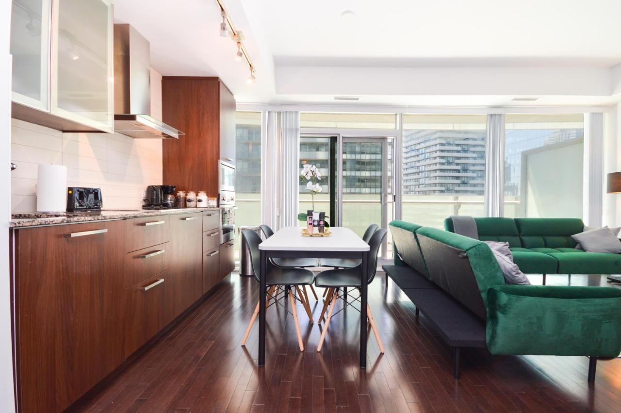 Downtown Toronto Condo Near Cn Tower, Mtcc, Rogers Center , Union Station Экстерьер фото