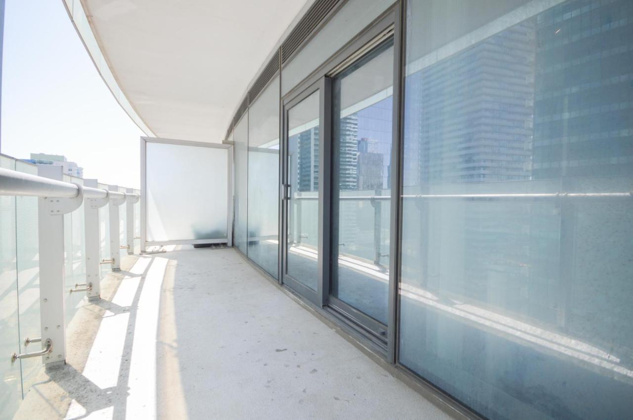 Downtown Toronto Condo Near Cn Tower, Mtcc, Rogers Center , Union Station Экстерьер фото