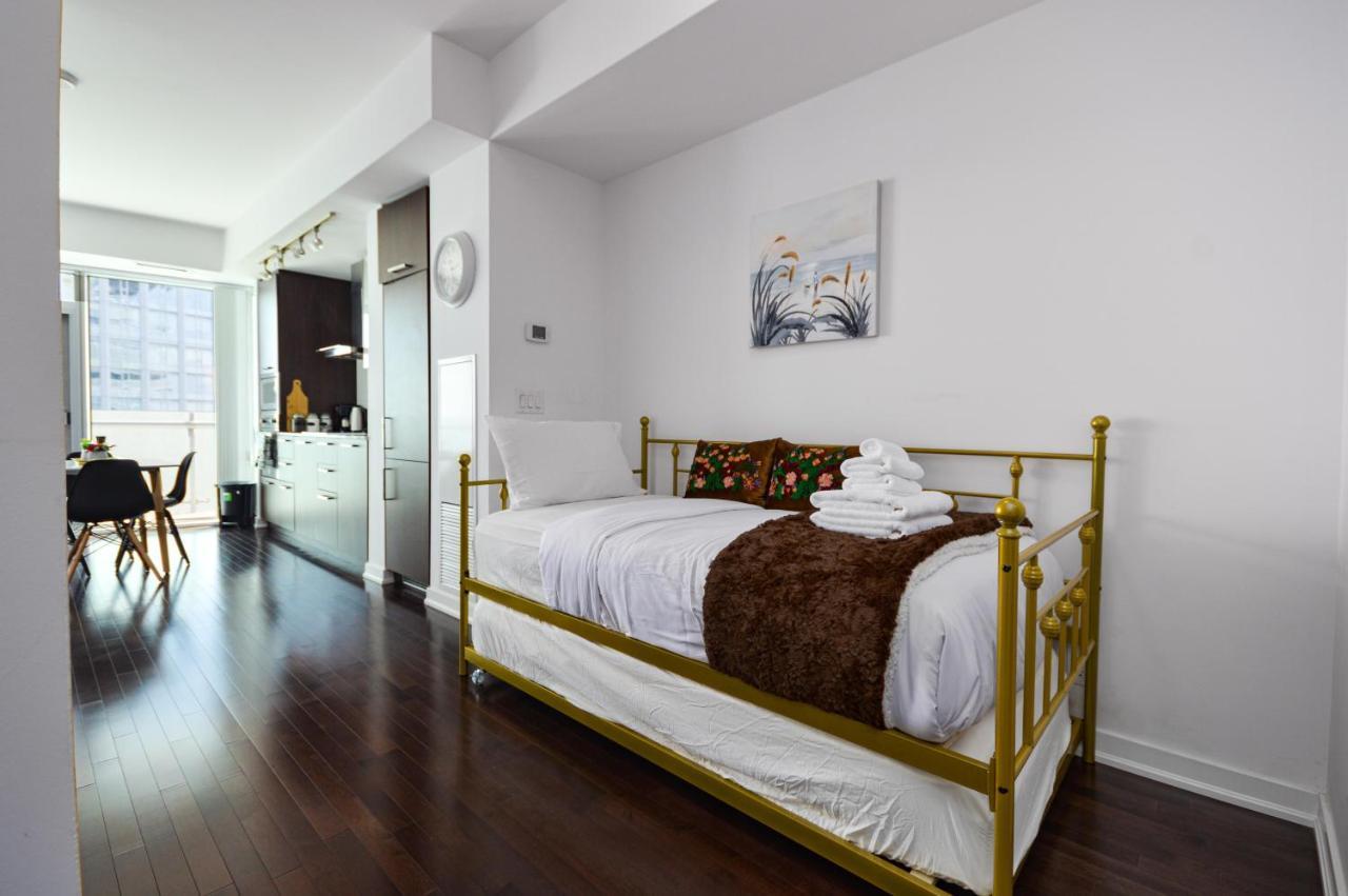 Downtown Toronto Condo Near Cn Tower, Mtcc, Rogers Center , Union Station Экстерьер фото