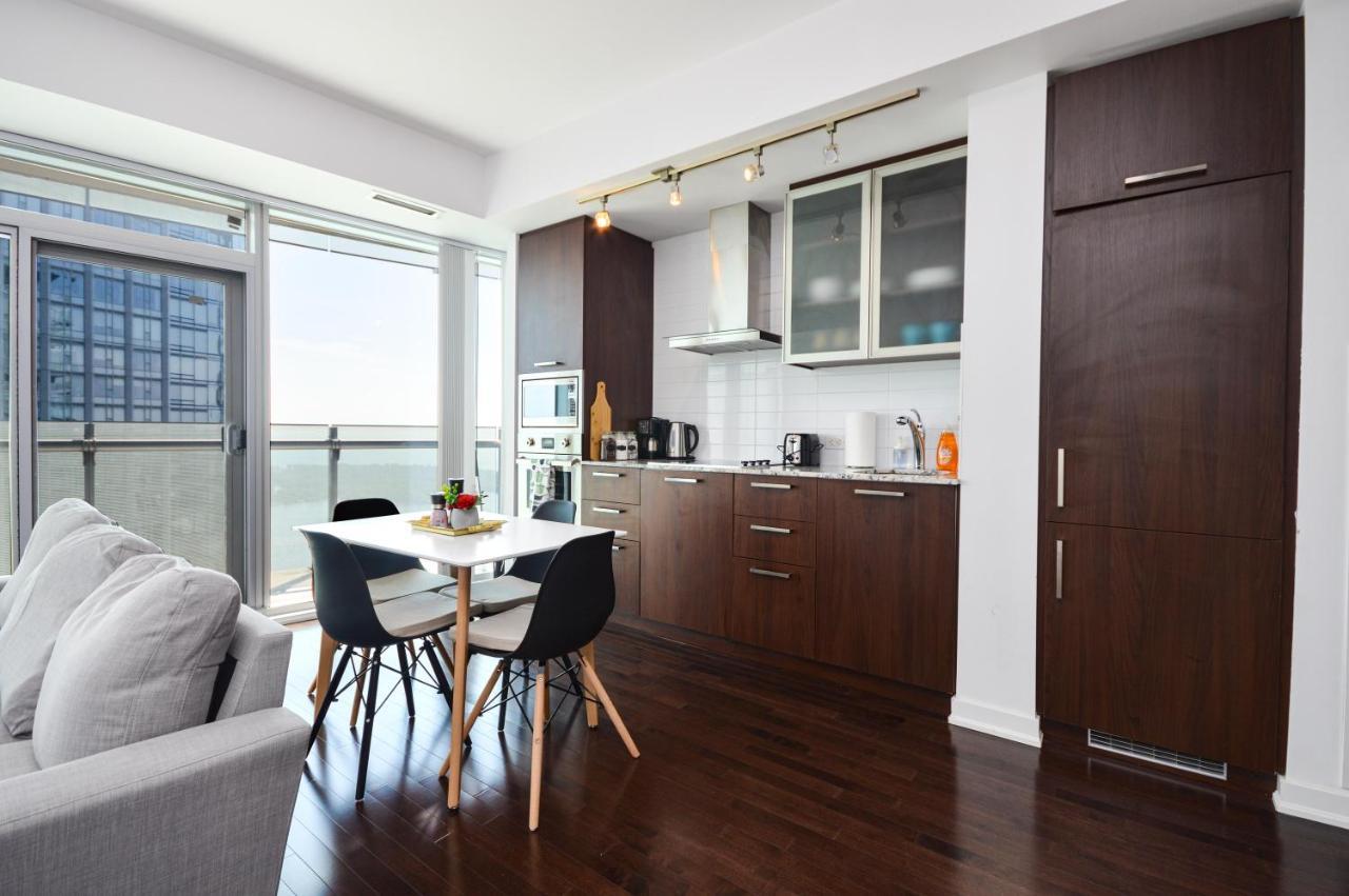 Downtown Toronto Condo Near Cn Tower, Mtcc, Rogers Center , Union Station Экстерьер фото