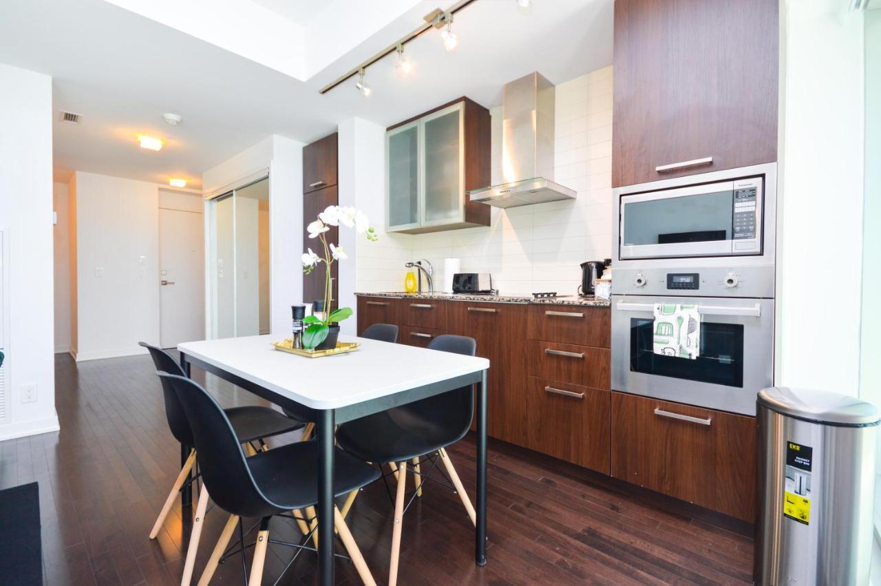 Downtown Toronto Condo Near Cn Tower, Mtcc, Rogers Center , Union Station Экстерьер фото