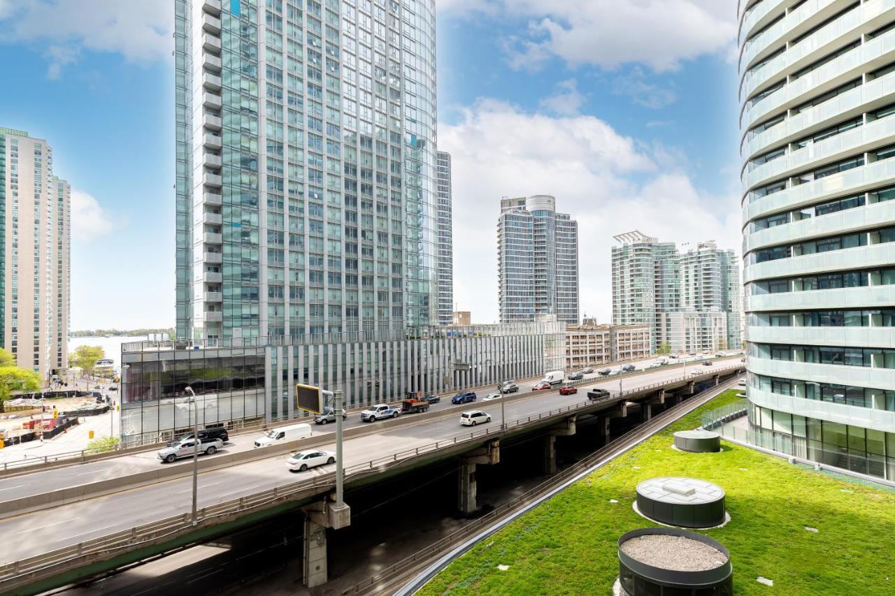Downtown Toronto Condo Near Cn Tower, Mtcc, Rogers Center , Union Station Экстерьер фото