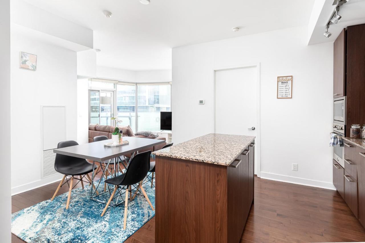 Downtown Toronto Condo Near Cn Tower, Mtcc, Rogers Center , Union Station Экстерьер фото